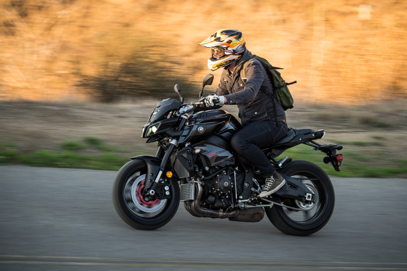 Illustration for article titled The 2017 Yamaha FZ-10 Is A Wild Everyday Commuter I Never Learned To Love